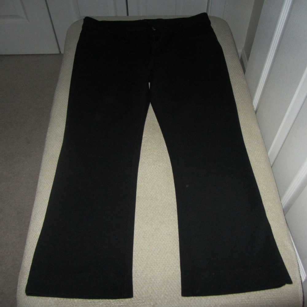 Faded Glory Womens size 16P Black Boot Cut Stretch